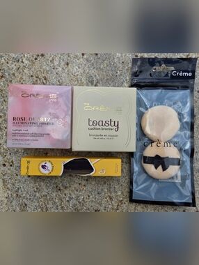The Crème Shop makeup bundle 💕Perfect everyday glam set with face + Lip Essenti